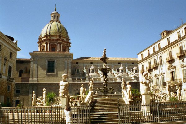 WEB_SICILIA_19951201_TP_PA_1